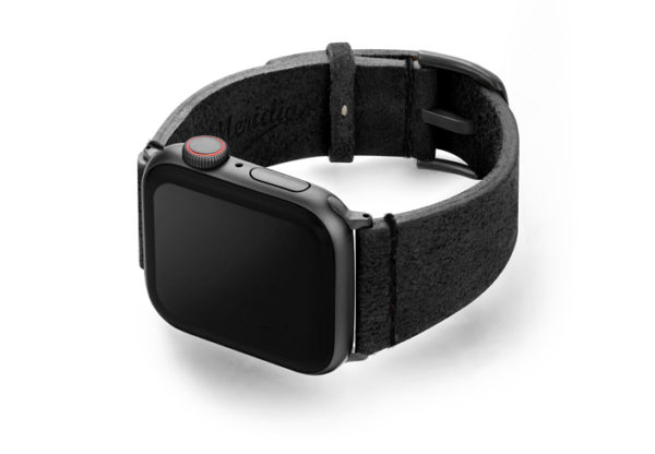 Forest-Black-Apple-Watch-heritage-leather-band-with-case-on-left