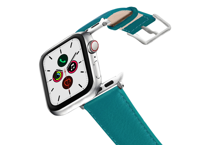 Turquoise-AW-nappa-leather-band-stainless-steel-case-on-air