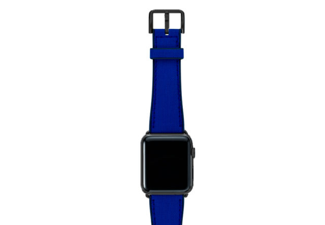 Deep-Ocean-Apple-watch-blue-natural-rubber-strap-with-black-case
