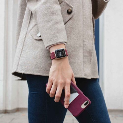 Colonial-Red-and-Grapewine-burgundy-combo-Apple-accessorie-for-elegant-female-outfit