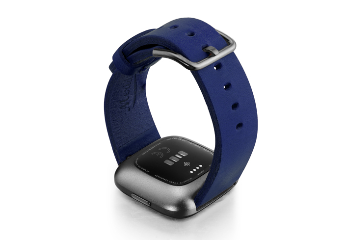 Blue-England-Fitbit-Watch-full-grain-leather-band-with-carbon-aluminium-back-case