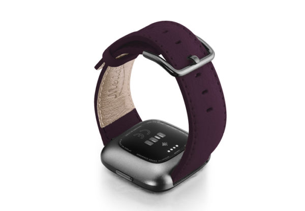 Burgundy-Fitbit-nappa-leather-band-with-back-carbon-aluminium-case