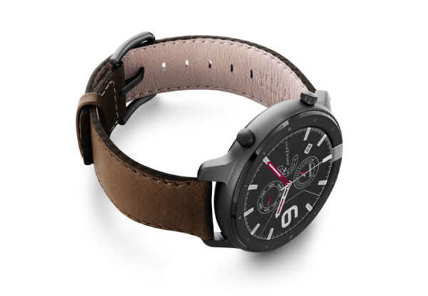 Amazfit-GTR-chestnut-brown-nappa-leather-band-with-display-on-right