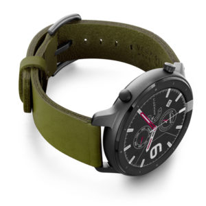 Amazfit-GTR-deep-leaf-clay-leather-band-with-display-on-right