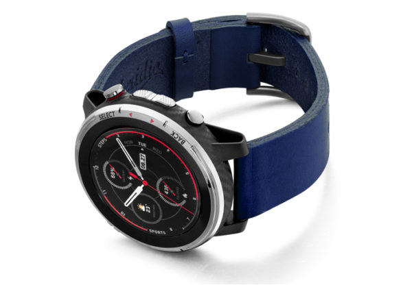 Amazfit-Stratos-blue-england-clay-leather-band-with-display-on-left