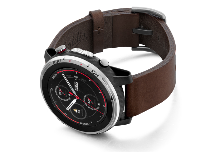 Amazfit-Stratos-burnt-brown-clay-leather-band-with-displey-on-left