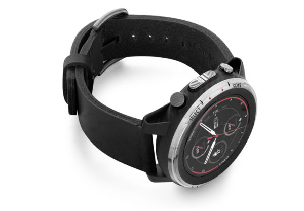 Amazfit-Stratos-cassel-BLACK-FULL-GRAIN-leather-band-with-displey-on-right