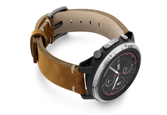 Amazfit-Stratos-smoked-walnut-vintage-leather-band-with-display-on-right