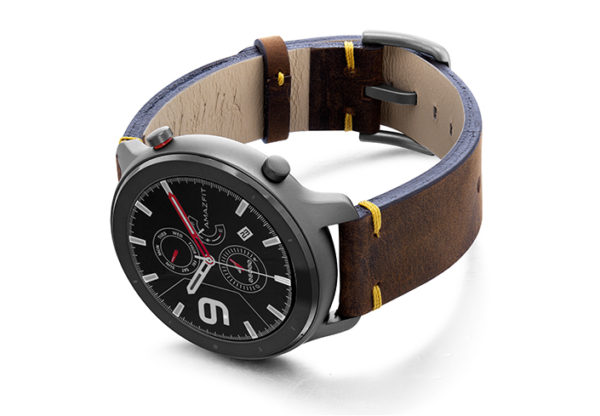 Amazfit-GTR-old-brown-vintage-band-with-display-on-LEFT