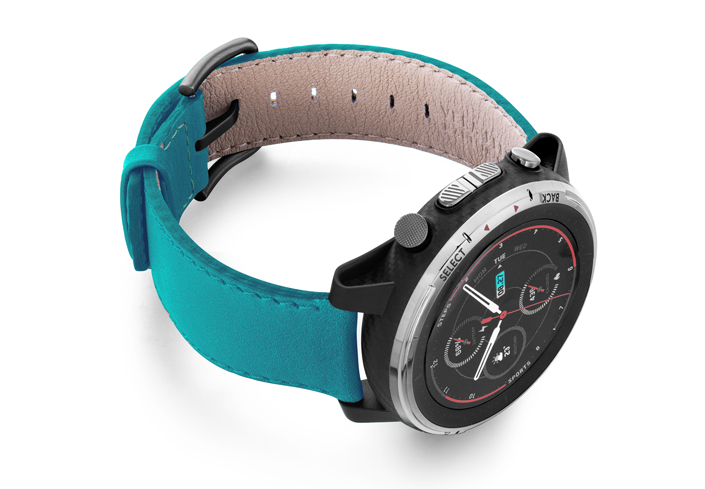 Amazfit-Stratos-turquoise-nappa-leather-band-with-display-on-right