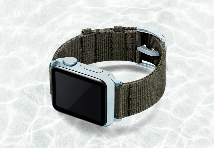 AW-green-tide-recicled-by-ocean-band-40mm-case-on-left-aluminium-silver