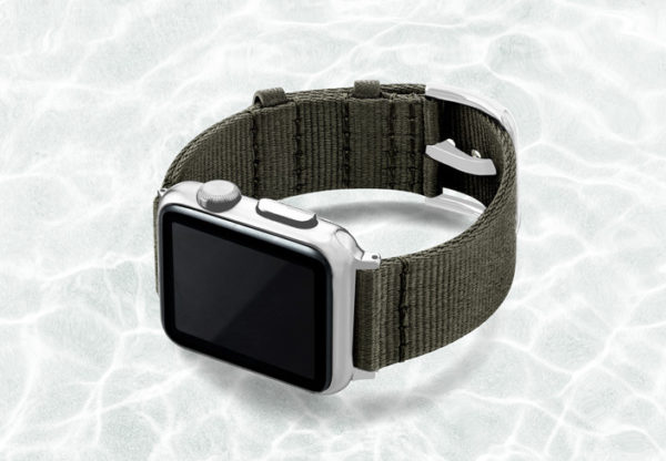 AW-green-tide-recicled-by-ocean-band-40mm-case-on-left-stainless-steel