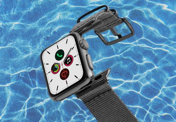 Apple-watch-grey-tide-band-recicled-ocean-plastic-40mm-flying