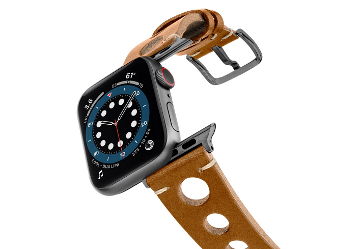 Light-Brown-AW-urban-leather-band-on-air-space-grey