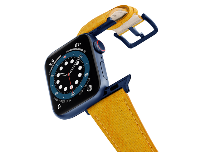 Recycled-Golden-Apple-watch-vegan-leather-band-flying-view_alluminium_Blue_Case