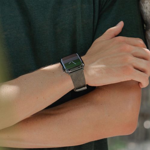 Recycled-green-cotton-apple-watch-band-for-him-lifestyle-closeup
