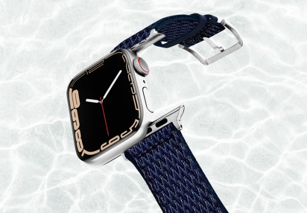 AW_tide_Waves_stainless_steel_case_flying