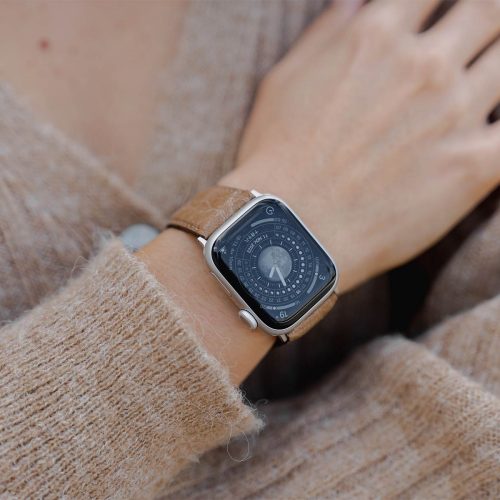 Desert_Sunrise_Apple_Watch_earth_band_lifestyle_for_her
